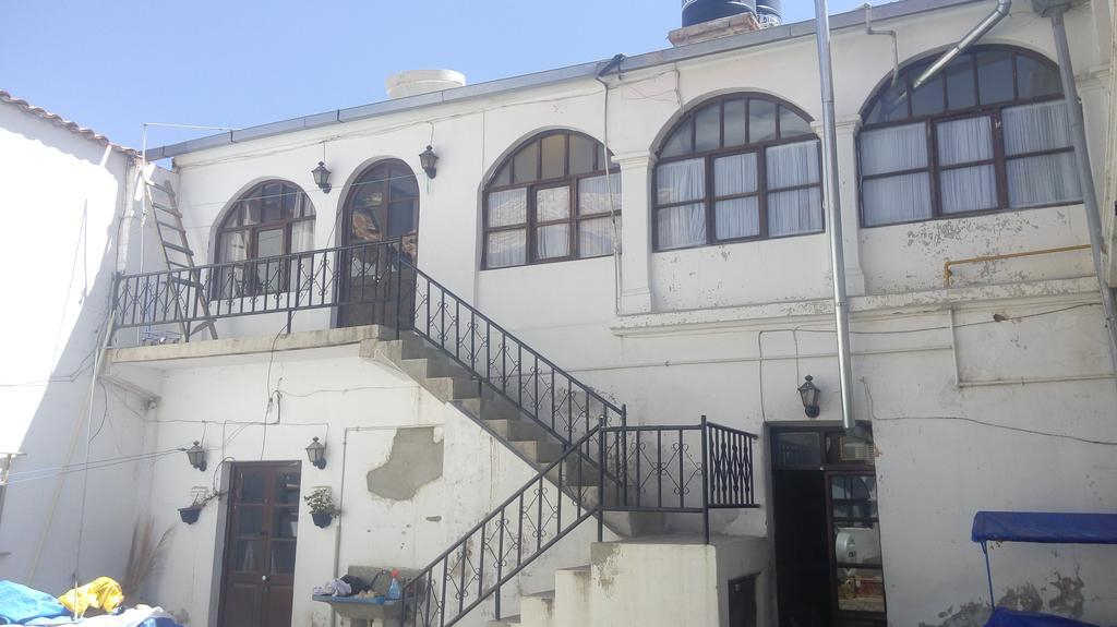 מלון פוטוסי La Vicuna מראה חיצוני תמונה